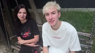 Girlfriend with a stranger for money